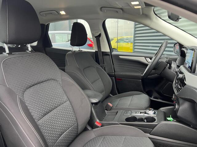 Ford KUGA 2.5 Titanium Plug in Hybrid Dealer O.H. PHEV | Apple Carplay | Stoelverwarming | Navigatie | Climate Control | DAB | Cruise control |