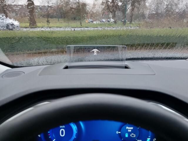 Ford KUGA 2.5 PHEV Automaat Titanium | Navi | Apple Carplay+Android Auto | Clima | Cruise | Head-Up | Led Koplampen | Keyless Entry | Pdc V+A+Camera | Rijstrook+Licht+Regensensor | Mistlampen | 17''lm