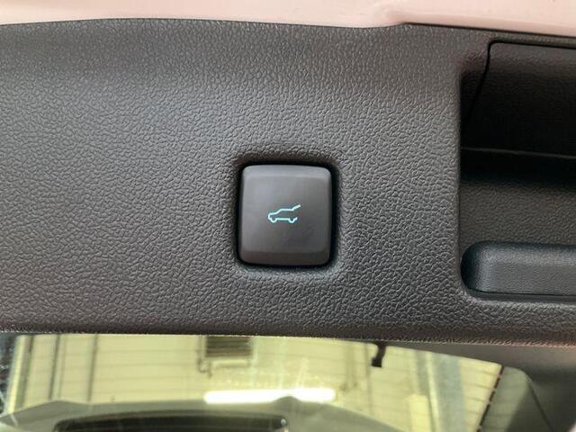 Ford KUGA 2.5 PHEV ST-Line X | NIEUW MODEL! | Adaptive cruise control | Winter Pack | 2.100 kg trekgewicht | AGR-stoelen | Bang&Olufsen | Elektrische achterklep