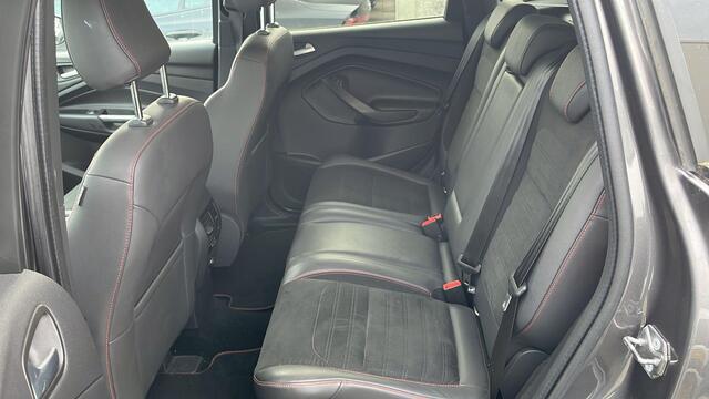 Ford KUGA 1.5 EcoBoost ST Line | Winterpakket | Camera | Voor & achter sensoren