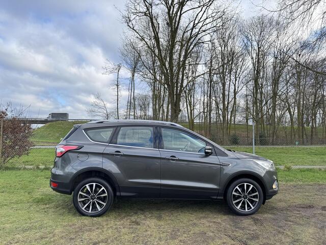 Ford KUGA 1.5 EB 150PK Titanium | EERSTE EIGENAAR | DEALER ONDERHOUDEN | NAVI | CLIMA | CRUISE