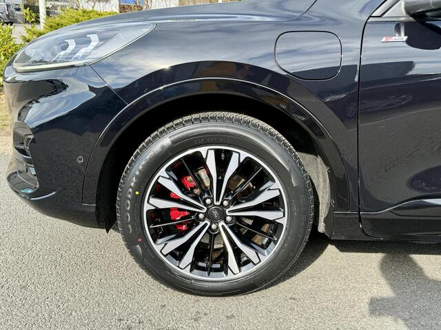 Ford KUGA 2.5 PHEV ST-Line 224PK TrekhaakoACCoPano