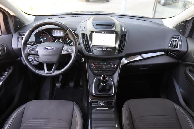 Ford KUGA 1.5 ECOBOOST TITANIUM | CARPLAY | TREKHAAK | NAVI | CRUISE | CLIMATE |