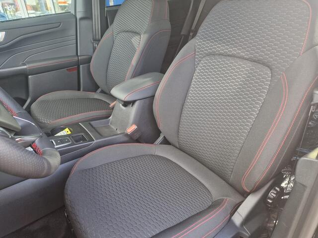 Ford KUGA 2.5 PHEV ST-Line 243 pk | Wegklapbare trekhaak | 2.100 kg trekgewicht! | Winterpakket | Uit voorraad leverbaar | All-seasonbanden | ¤4.000,- prijsvoordeel!
