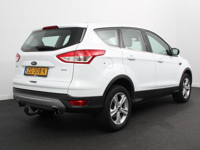 Ford KUGA 1.5 Titanium | Navigatie | Climate Control | Cruise control | Parkeersensoren | Lichtmetalen velgen | | Trekhaak