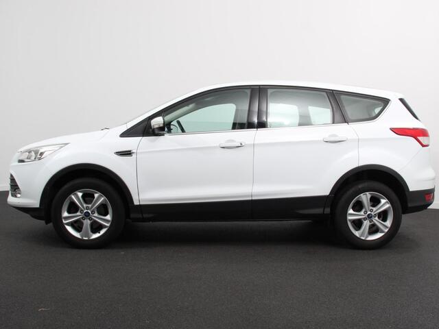 Ford KUGA 1.5 Titanium | Navigatie | Climate Control | Cruise control | Parkeersensoren | Lichtmetalen velgen | | Trekhaak