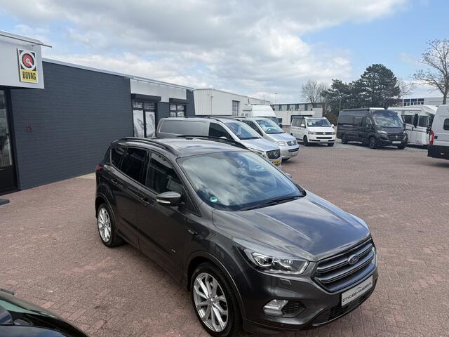 Ford KUGA 1.5 EcoBoost 4x4 ST Line 176 pk automaat panoramadak navigatie camera full led climate ctr cruise ctr keyless entry xenon dealer onderhouden