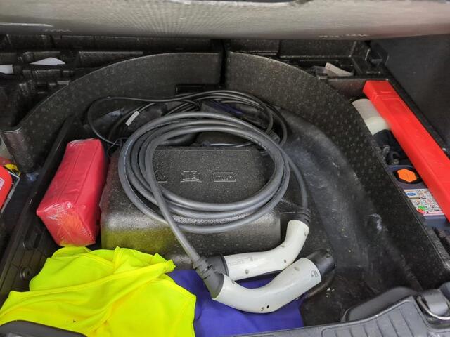 Ford KUGA 2.5 PHEV ST-Line X Camera | WinterPack | Trekhaak | Navi | PDC | 2 Zones Airco | 2 Laad Kabels