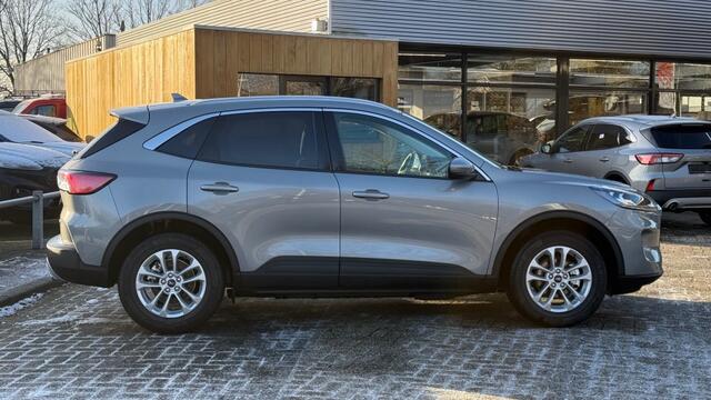 Ford KUGA 2.5 PHEV TITANIUM X / Trekhaak + Winter pack