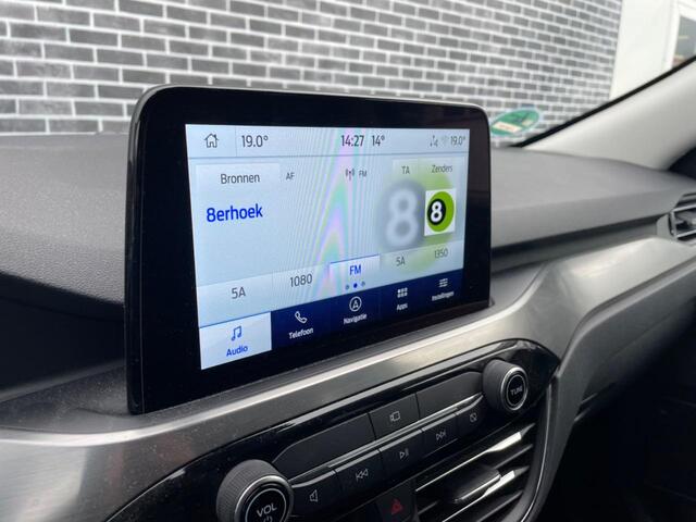 Ford KUGA 1.5 EcoBoost Titanium | Trekhaak | Adaptieve Cruise Controle| Eerste Eigenaar | Navi | Camera | Led