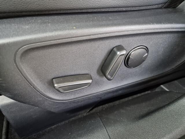 Ford KUGA 2.5 PHEV Titanium X 225pk | B&O sound | Camera | Navi | Stoelverwarming
