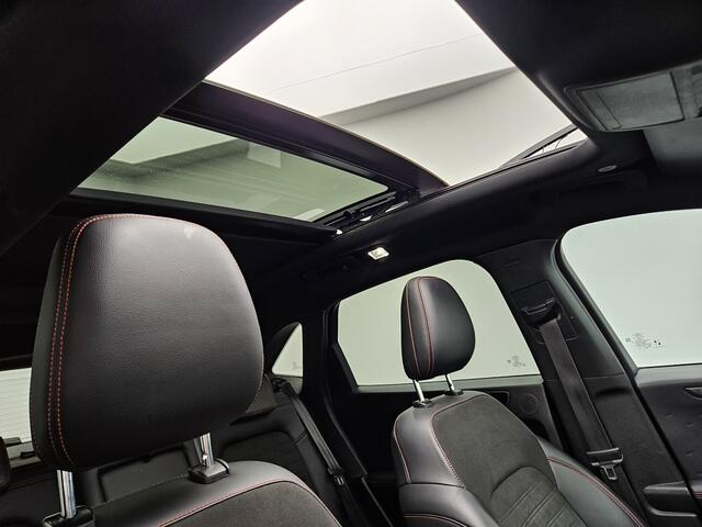 Ford KUGA 1.5 EcoBoost ST-Line X 150pk 1800kg Trekgewicht | Panodak | Trekhaak Afn. | Adaptive Cruise | Bang & Olufsen | Camera | Keyless | Alcantara Sportstoelen Verwarmd | Apple Carplay |