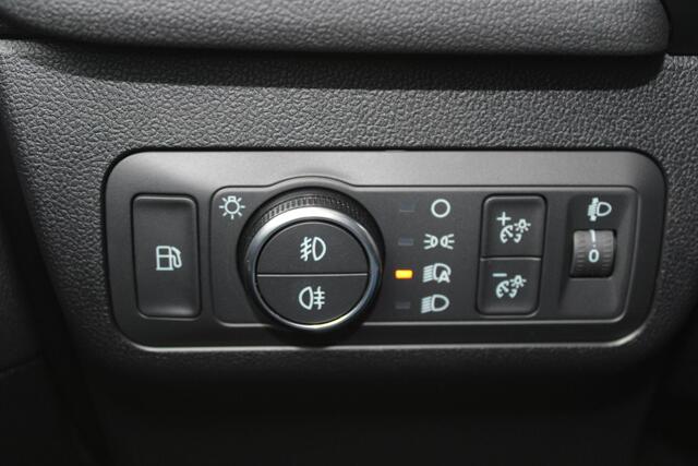 Ford KUGA 243pk | Nieuw model! | Driver Assistance Pack | Winterpack | Panorama dak | 2.100kg Trekgewicht