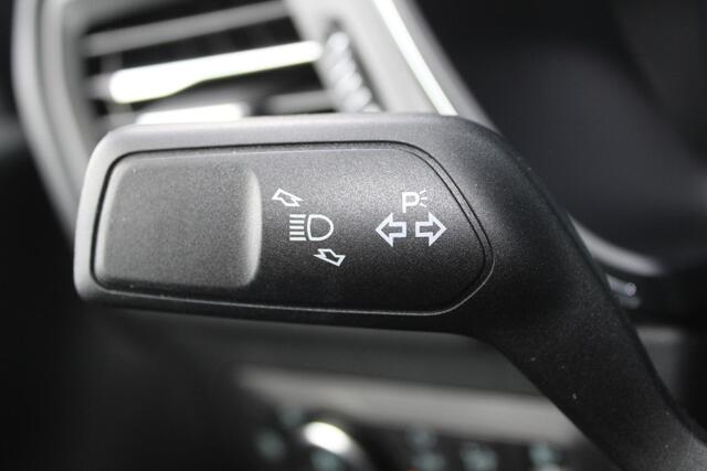 Ford KUGA 243pk | Nieuw model! | Driver Assistance Pack | Winterpack | Panorama dak | 2.100kg Trekgewicht