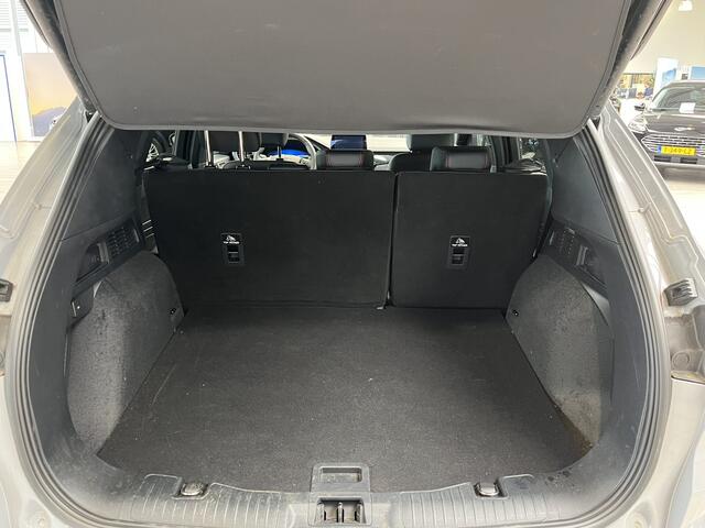 Ford KUGA 2.5 PHEV Graphite Tech Edition | Black Pack | Winter pack | 2 Camera's | Adapt Cruise | B&O audio |