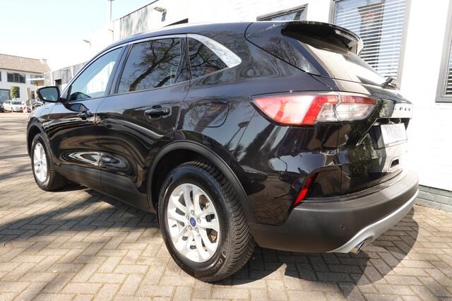 Ford KUGA 2.5 Plug in Hybrid Titanium X