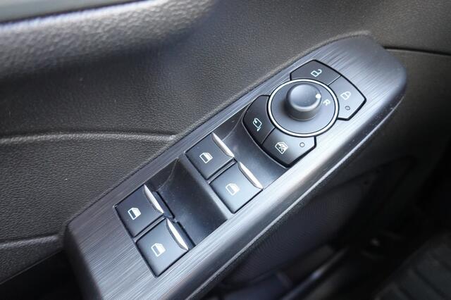 Ford KUGA 2.5 Plug in Hybrid Titanium X