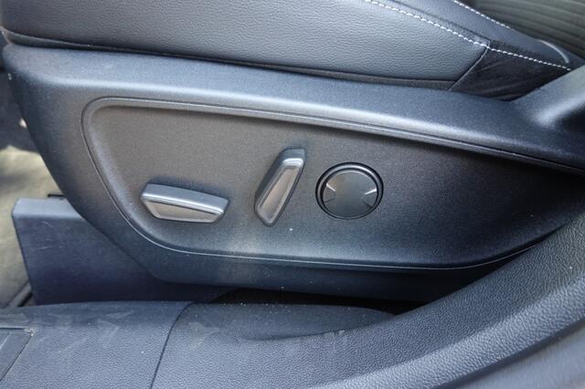 Ford KUGA 2.5 Plug in Hybrid Titanium X