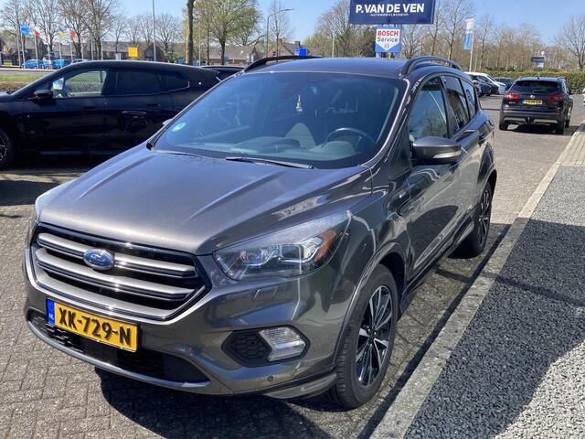 Ford KUGA 1.5 EcoBoost ST Line