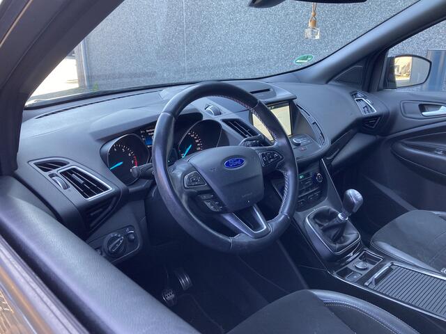 Ford KUGA 1.5 EcoBoost ST Line