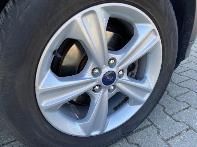 Ford KUGA 1.5 EcoBoost Trend Ultimate App Connect , Navigatie, Cruise Control