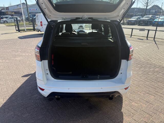 Ford KUGA 1.5 EcoBoost 4x4 ST Line automaat 183 pk navigatie panoramadak camera climate ctr cruise ctr lmv 18 inch dagrijverlichting led xenon