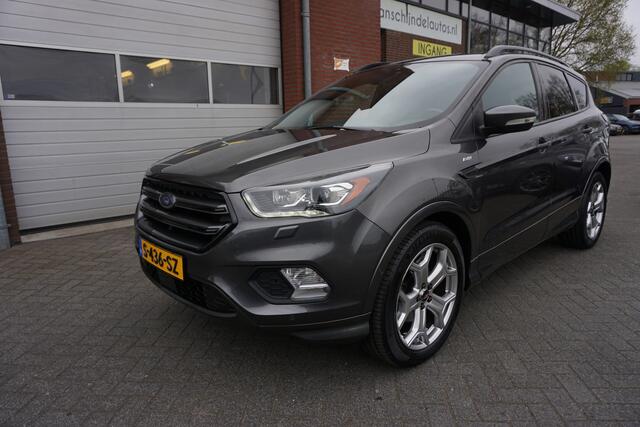 Ford KUGA 1.5 ECOBOOST 150PK ST LINE KEURIGE NETTE STAAT! ANDROID/APPLECARPLAY(NAVI) ZWARTE HEMEL STOEL+STUUR+VOORRUITVERWARMING ECC AIRCO CRUISECONTROL LED PDC V+A 19INCH 1/2LEDER BLUETOOTH ENZ...
