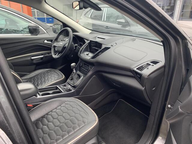 Ford KUGA 1.5 EcoBoost Vignale | Trekhaak Afneembaar 2000KG | Cruise Control | Navigatie | Climate Control | Lichtmetalen Velgen |