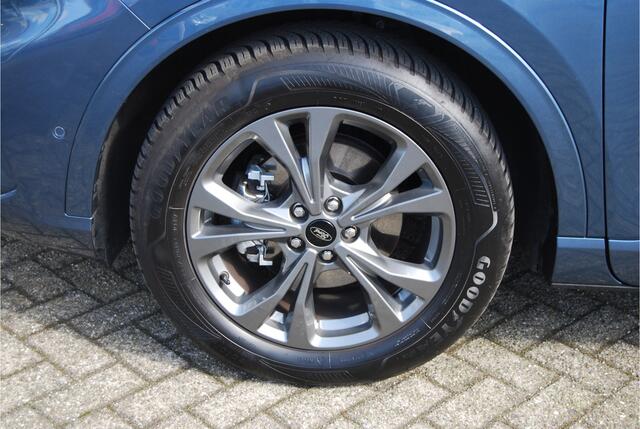 Ford KUGA 2.5 FHEV 190PK ST-Line X TREKHAAK | GEEN STEKKER | ADAPT CRUISE I CAMERA V+A I WINTERPACK I ELEKTR.KLEP I LED MATRIX