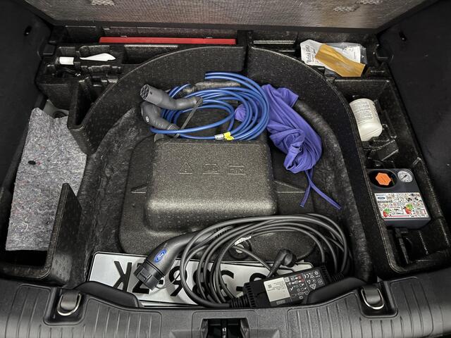 Ford KUGA 2.5 PHEV ST-Line X