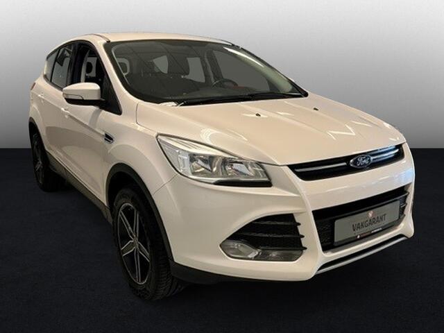 Ford KUGA 1.5 Ecoboost Titanium ( Trekhaak / Apple Carplay / Android / Sen