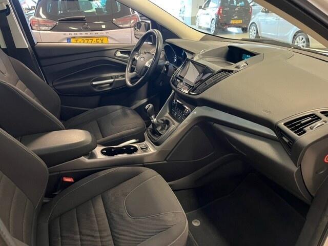 Ford KUGA 1.5 Ecoboost Titanium ( Trekhaak / Apple Carplay / Android / Sen