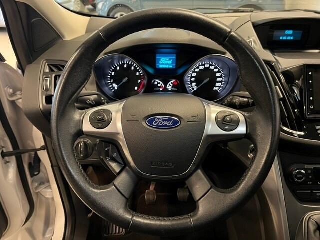 Ford KUGA 1.5 Ecoboost Titanium ( Trekhaak / Apple Carplay / Android / Sen
