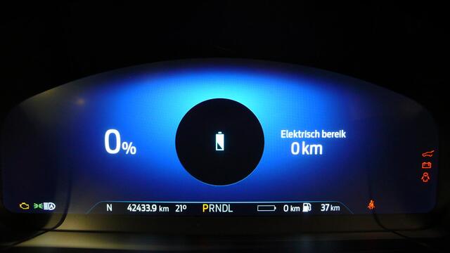 Ford KUGA 2.5 PHEV ST-Line | Pano dak | Trekhaak | 1e eigenaar