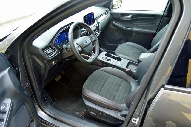 Ford KUGA 2.5 PHEV 225 pk ST-line X, panoramadak, rijders assist, navi, pdc, camera, winterpakket, trekhaak