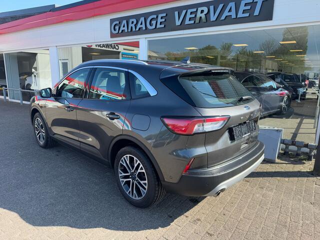 Ford KUGA 2.5 PHEV Titanium