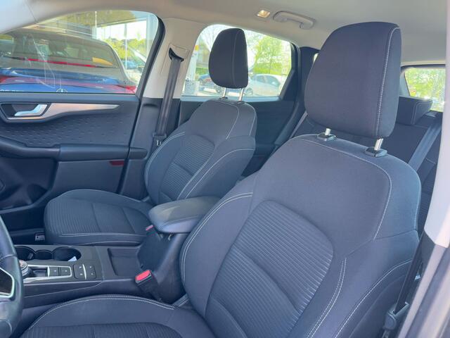 Ford KUGA 2.5 PHEV Titanium