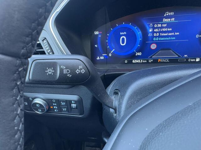 Ford KUGA 2.5 PHEV Titanium