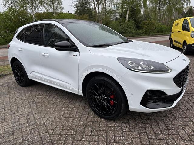 Ford KUGA 2.5 PHEV ST-Line X 225pk | Black Pack | Adaptive cruise control | Winter Pack | BTW verrekenbaar | 20 inch velgen | Rode Remklauwen | Zwart dak + Spiegels