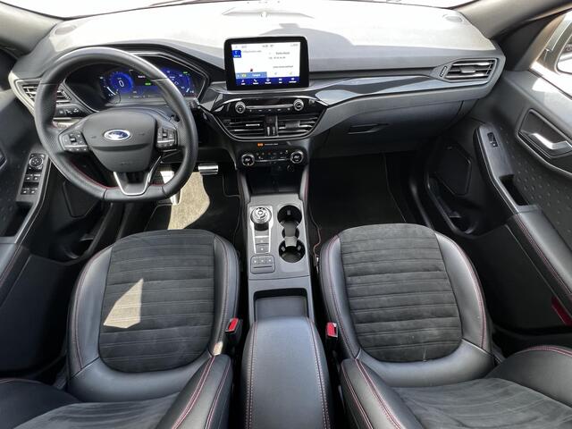 Ford KUGA 2.5 PHEV ST-Line X Automaat / Trekgewicht 1.200 kg / Navigatie / B&O premium audio / Apple Carplay Android / 18" LM wielen /