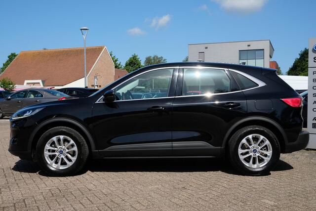 Ford KUGA 1.5 EcoBoost Titanium 120pk Wegklapbare Trekhaak | Navigatie | Parkeersensoren | Apple Carplay | Metaal lak | Dealer onderhouden