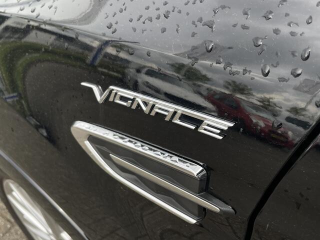 Ford KUGA 1.5 EcoBoost Vignale | Panoramadak | Achteruitrijcamera | Stoelverwarming |