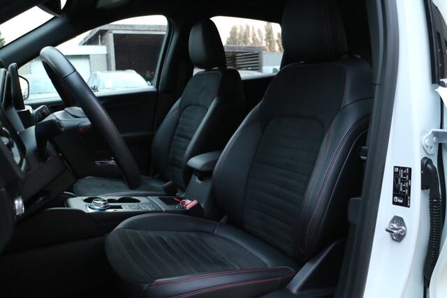 Ford KUGA 2.5 PHEV ST-Line X | Trekhaak! | B&O | Carplay | Head up! | LED |