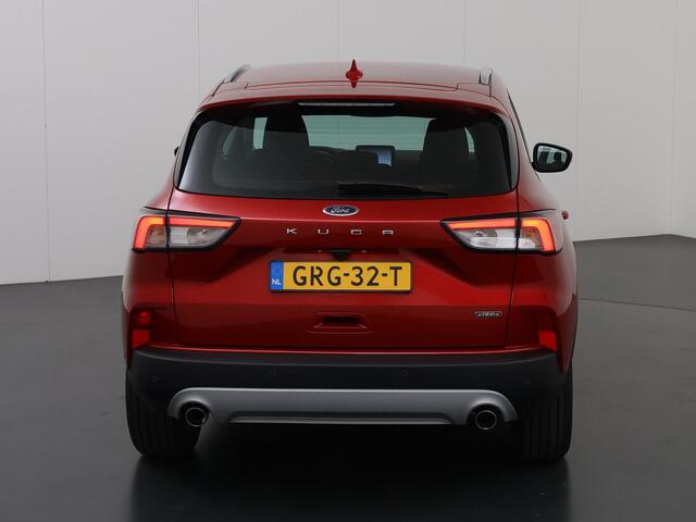 Ford KUGA 2.5 PHEV Titanium | Adaptive Cruise Control | Winterpack | Parkeercamera | Dodehoekassistent | Keyless Go |