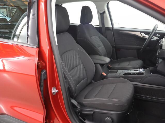 Ford KUGA 2.5 PHEV Titanium | Adaptive Cruise Control | Winterpack | Parkeercamera | Dodehoekassistent | Keyless Go |
