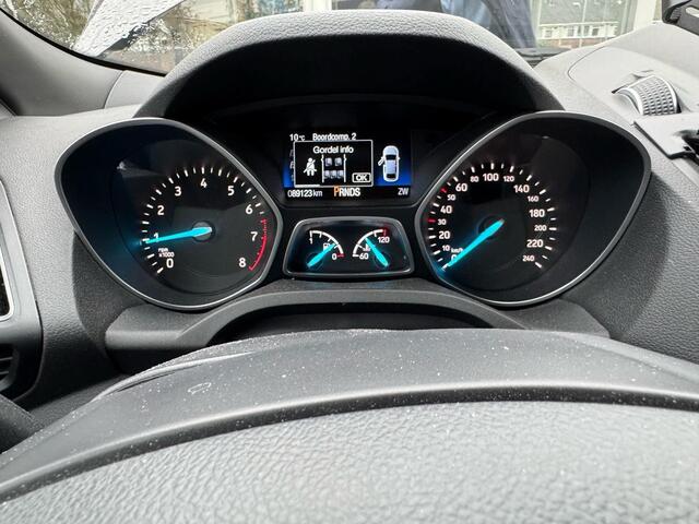 Ford KUGA 1.5 EcoBoost ST Line 184pk Automaat | Trekhaak | Winterpack | Achteruitrijcamera | SYNC 3 | Carplay, Android auto