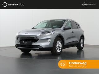 ford-kuga-2.5-phev-titanium--head-