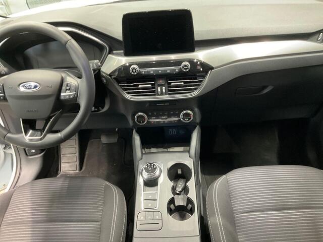Ford KUGA 2.5 PHEV Titanium | Winter Pack | Navigatie | Camera | 1.500 kg trekgewicht | Dealer onderhouden | Privacy glass
