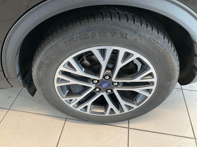 Ford KUGA 2.5 PHEV Titanium X | Panoramadak | Trekhaak | Winter Pack | Adaptive cruise control | Elektrische achterklep | Bang&Olfusen