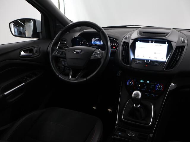 Ford KUGA 1.5 EcoBoost ST Line | Panoramadak | Xenon koplampen | Winterpack | Parkeercamera |